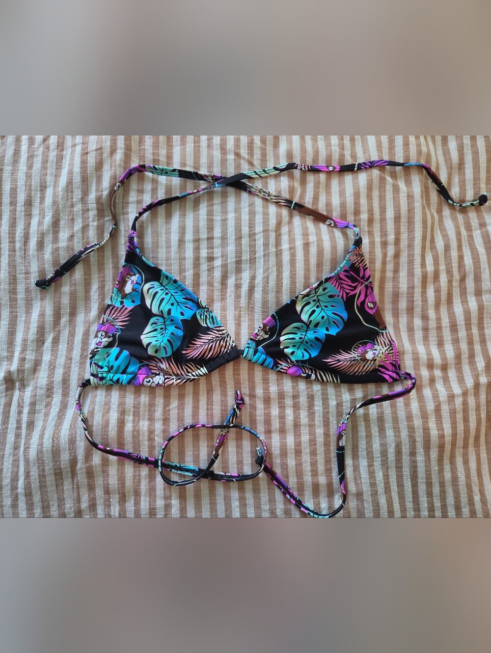 Buc-ee's Swim Bikini Top Size Small